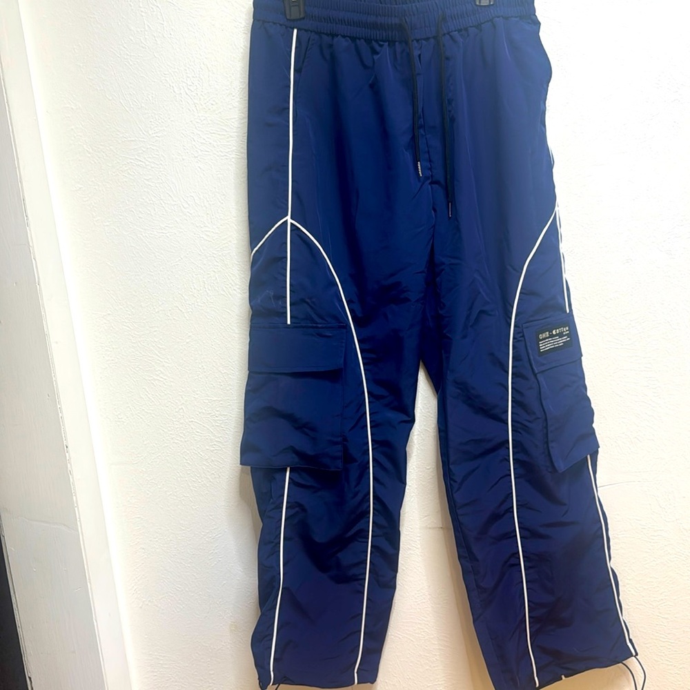 Cargos that have a very different and nice texture